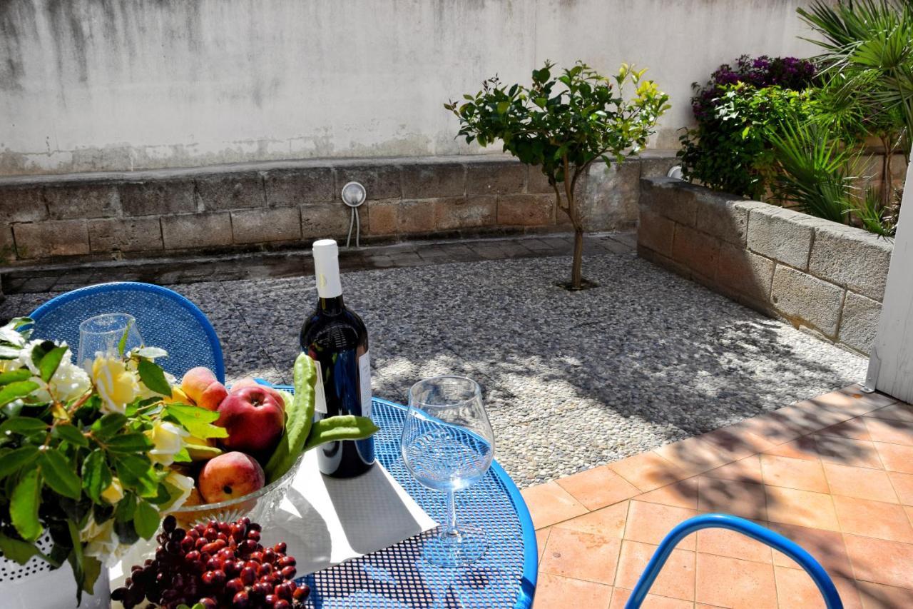 Favignana Casa Vacanza Orsola ภายนอก รูปภาพ